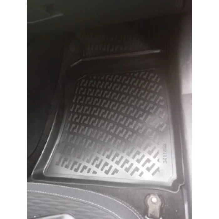 SsangYong Tivoli 2015 Sonrası Havuzlu Paspas