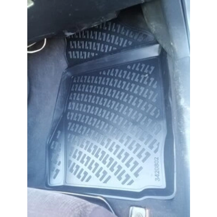 Toyota Corolla 2002-2007 Havuzlu Paspas