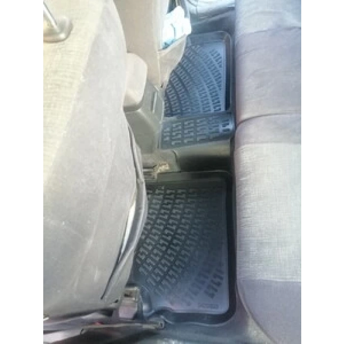 Toyota Corolla 2002-2007 Havuzlu Paspas