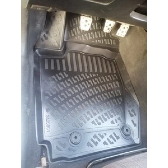 Toyota Corolla 2002-2007 Havuzlu Paspas