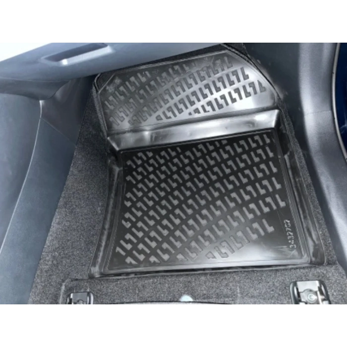 Toyota Corolla 2018 Sonrası Havuzlu Paspas | Sedan - Hybrid