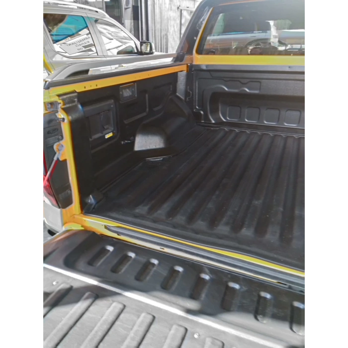 Volkswagen Amarok 2023 Sonrası 5 Parça Kasa İçi Kaplama