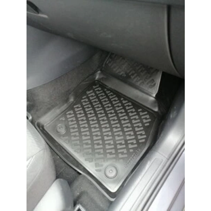 Volkswagen Polo 2023 Sonrası Havuzlu Paspas