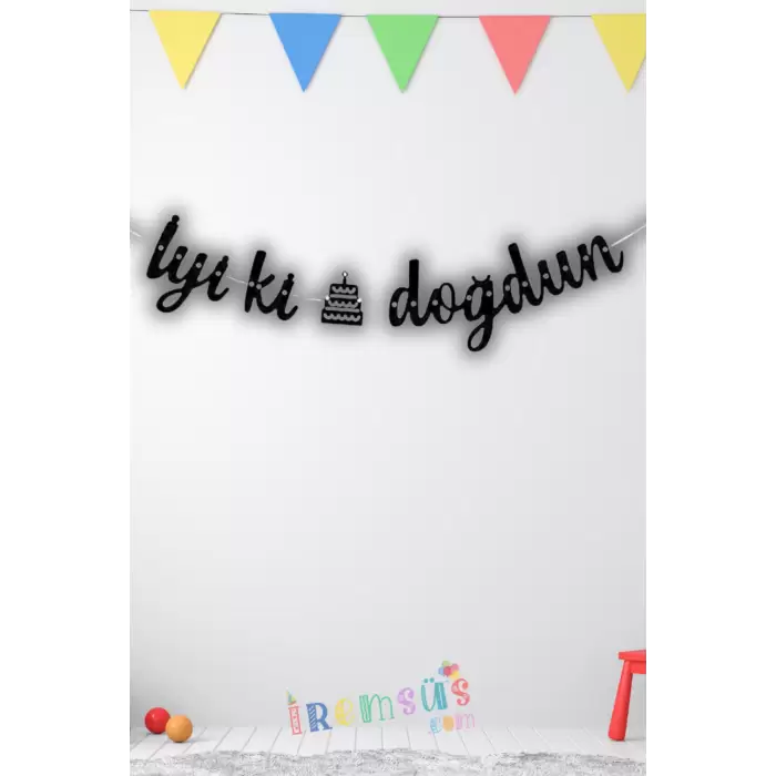 İyiki Doğdun Yazılı Kaligrafi Banner Yazısı Siyah Renk Doğum Günü Partisi 135 cm