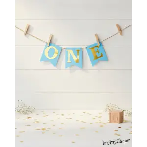 One Yazılı Mavi Renk Gold Yaldızlı Banner Süsleme 1 Yaş Doğum Günü Süslemesi