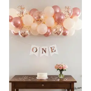 One Yazılı Beyaz Renk Rose Yaldızşı Banner Süsleme 1 Yaş Doğum Günü Süslemesi