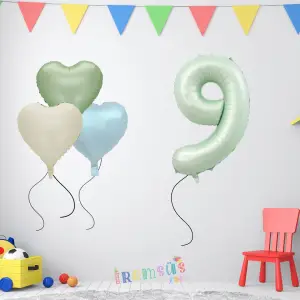 9 Yaş Doğum Günü Su Yeşili Konsept Kalp Balonlu Süsleme Seti