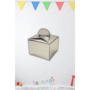 Metalize Parlak Gümüş Renk Dağıtmalık Lokumluk Karton Kare Kutu 25li Ramazan Bayramı Dağıtmalık Süs