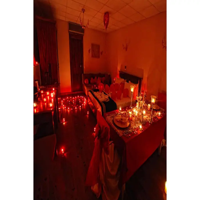 Kırmızı Renk Kalp Tealight Dekor Mum 10 lu Sevgililer Günü Romantik Organizasyon Süslemesi