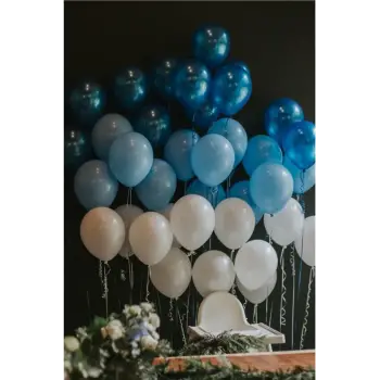 Beyaz ve Mavi Renk Tonlarında Karışık Balon Seti 10 Adet Sünnet ve 1 Yaş Doğum Günü Balon Seti