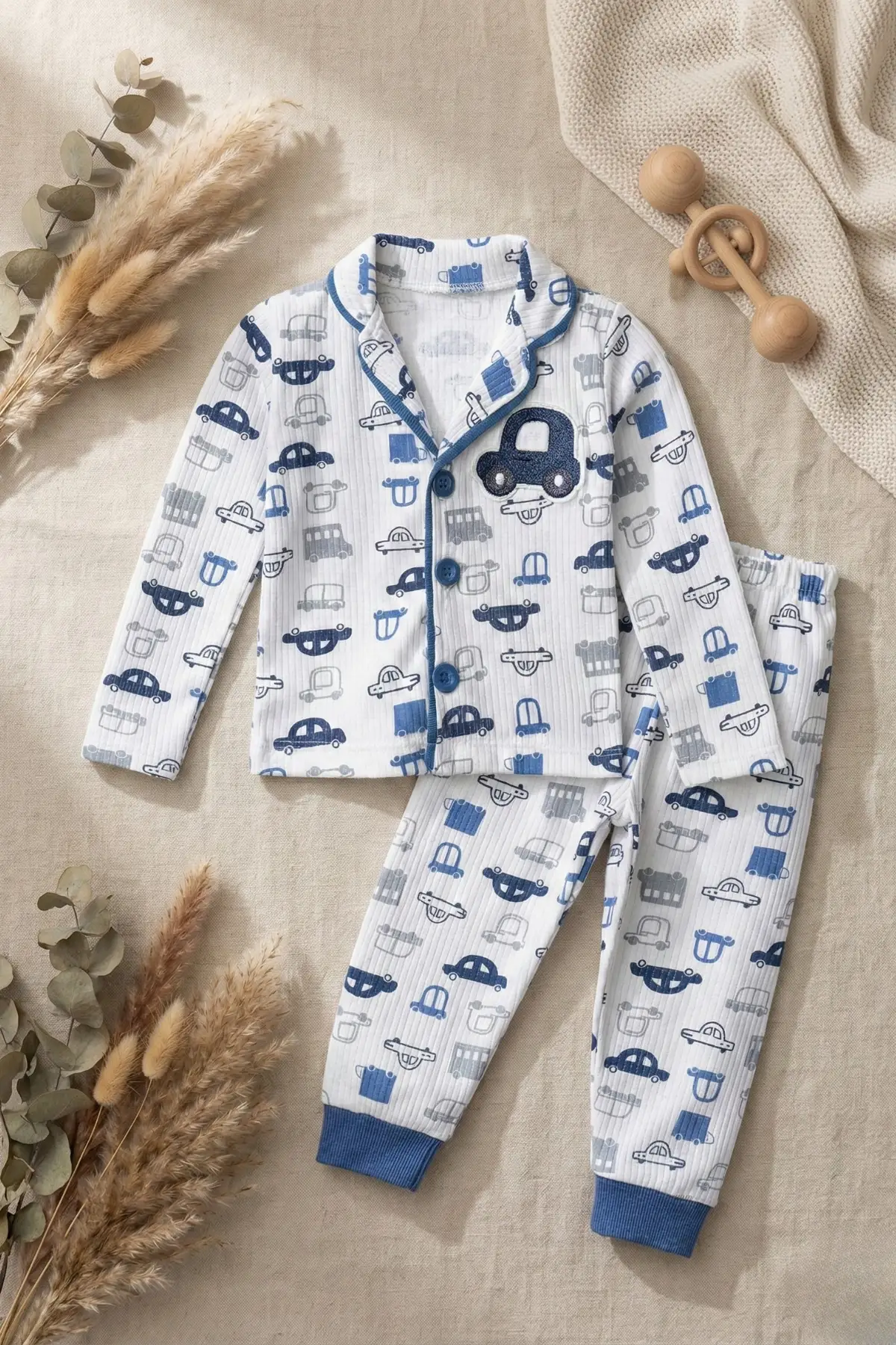 Araba Nakışlı % 100 Pamuk Yakalı Erkek Çocuk Pijama Takımı