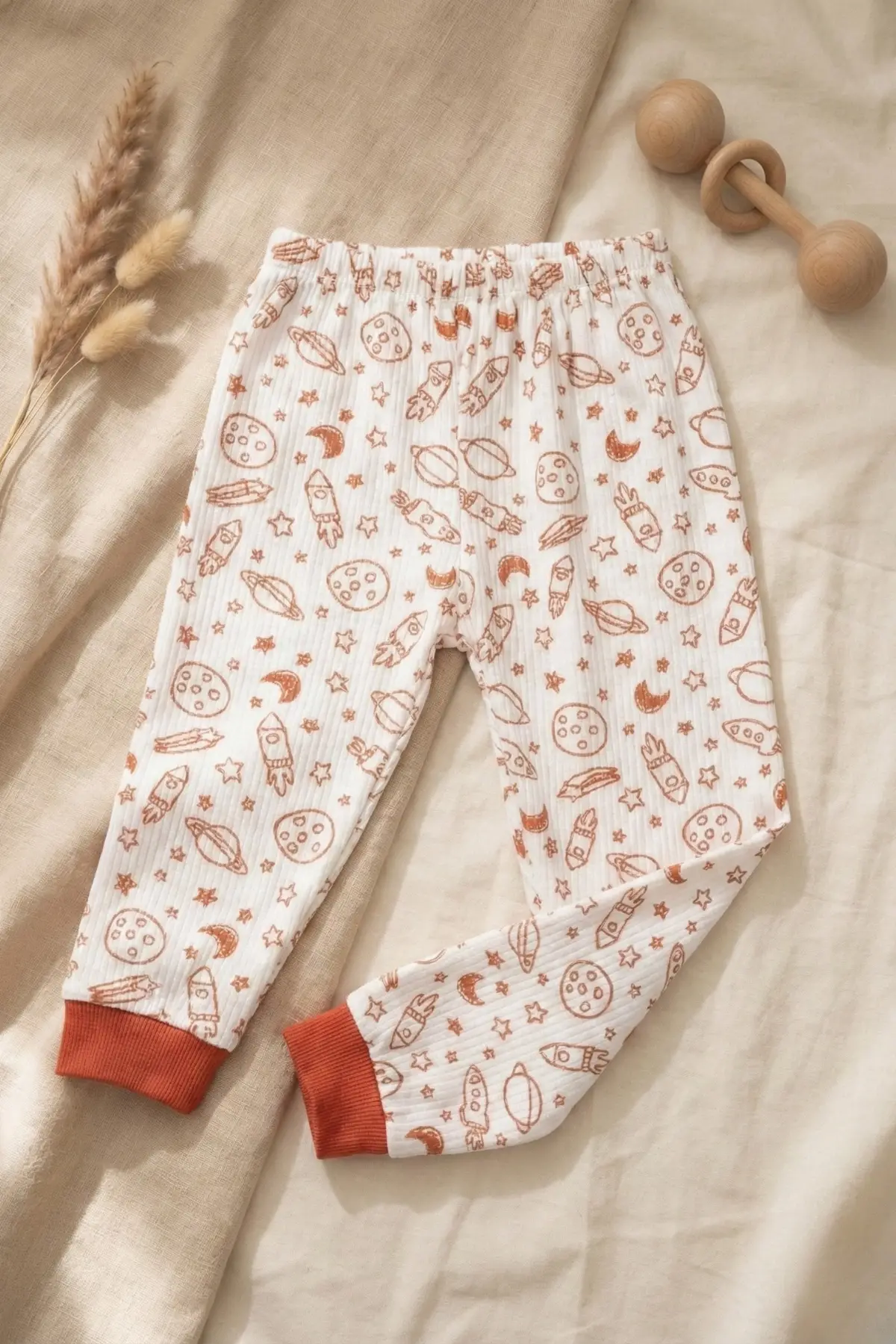Galaksi Roket Nakışlı % 100 Pamuk Yakalı Erkek Çocuk Pijama Takımı