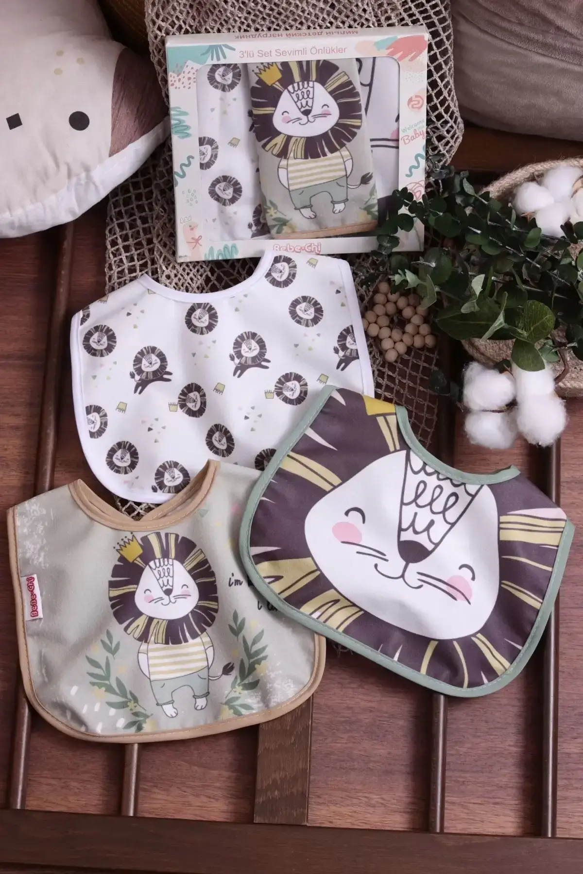 Kaplan Desenli 3lü Sıvı Geçirmez Microfiber Bebek Mama Önlüğü 0-18 Ay