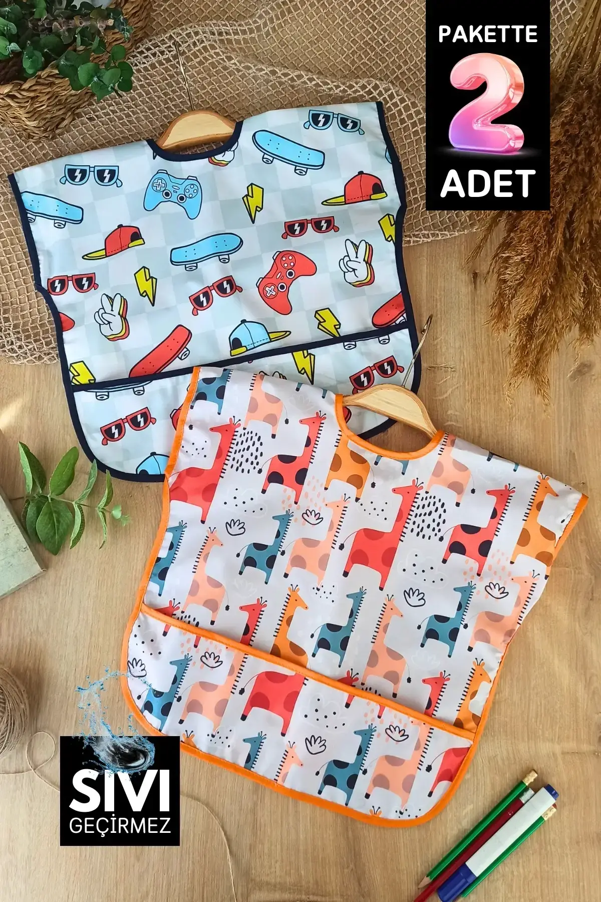 Play Graffe Desenli Sıvı Geçirmez Kolsuz 6-24 Ay 2li Aktivite ve Mama Önlüğü