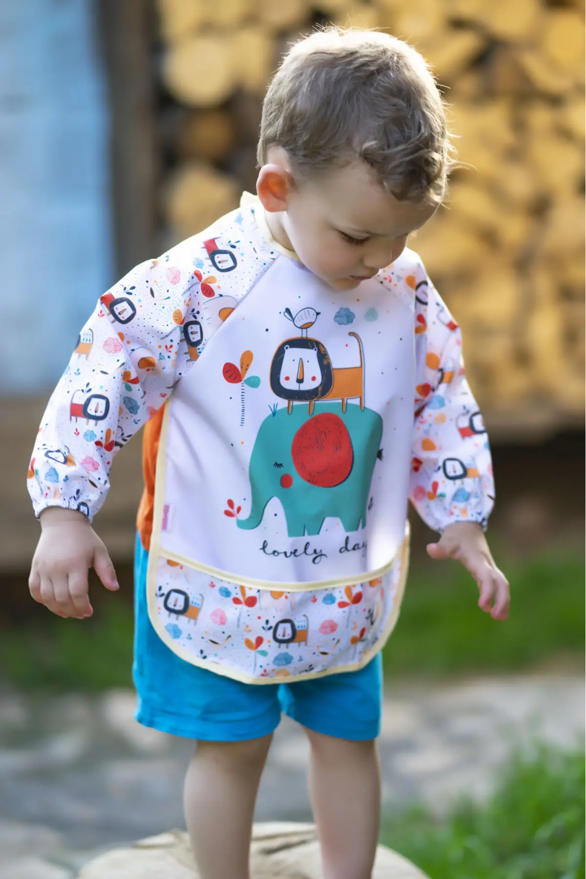 Safari Desenli Sıvı Geçirmez Unisex Uzun Kollu Aktivite ve Mama Önlüğü 6-24 Ay