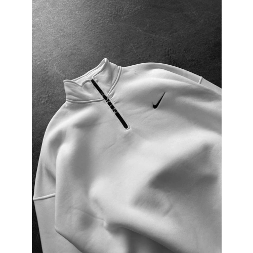 Yaka Detay Sweatshirt Beyaz