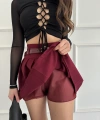Pileli kemerli şortlu etek