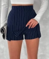 Çift yırtmaç detay çizgili şortlu etek