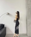 Askılı desenli elbise