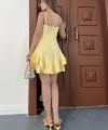 Fırfır detay askılı mini elbise