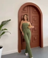 Straplez büzgülü bluz ve pantolonlu ikili takım