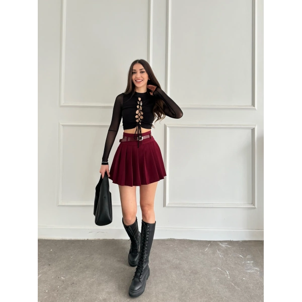 Pileli kemerli şortlu etek