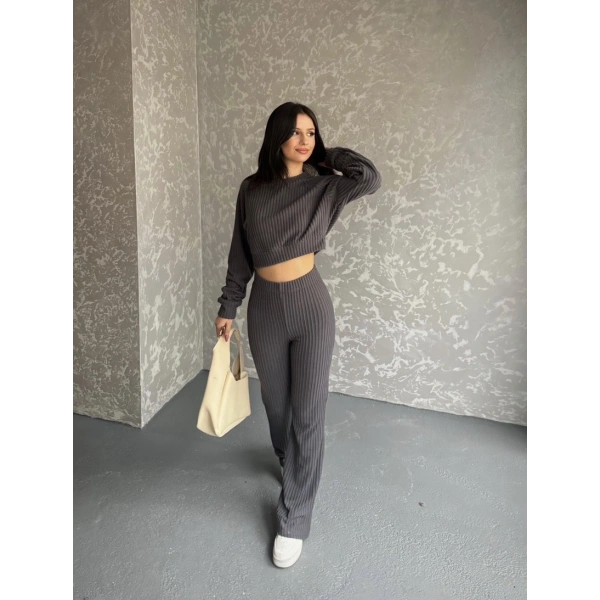 Fitili crop ve pantolonlu triko ikili takım