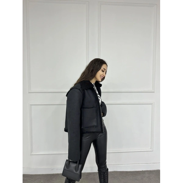 Cep detay lamine içi kürklü ceket