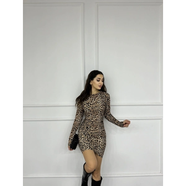 Leopar sırt dekolte detay mini elbise