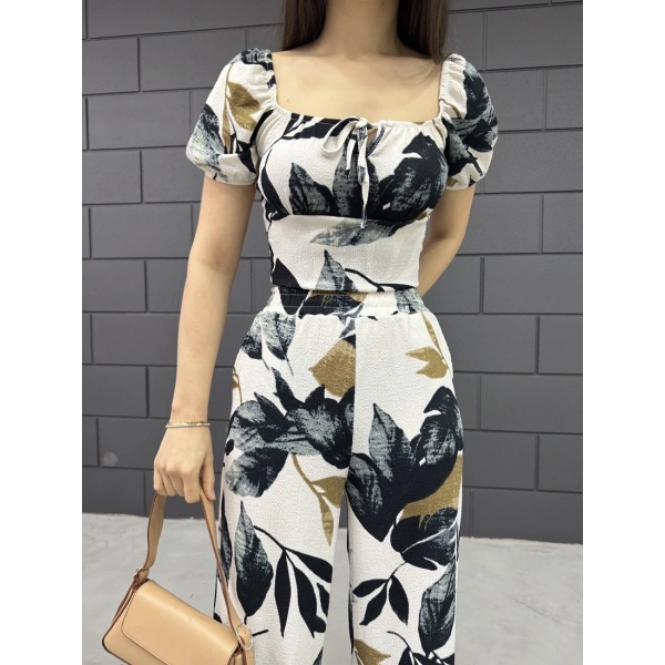 Yaprak desenli gofre pantolonlu ikili takım