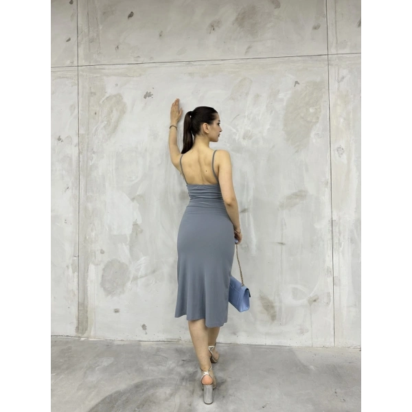 Sandy askılı yırtmaçlı elbise