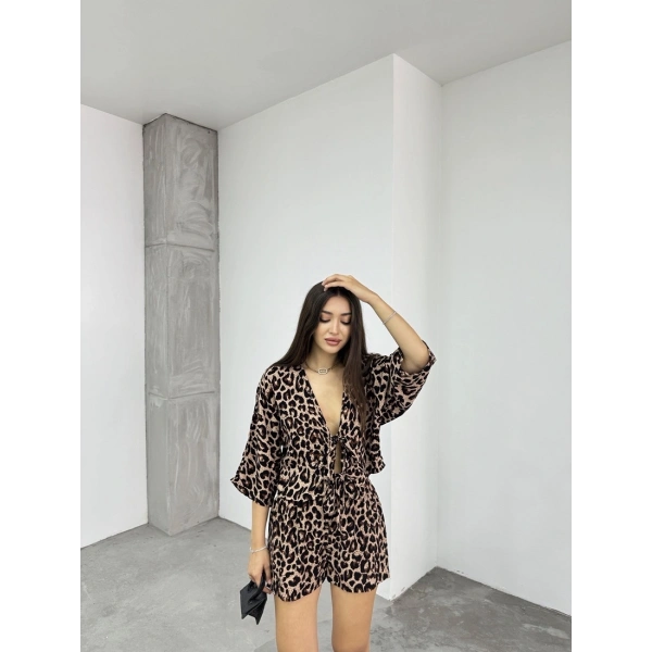 Klim desen şortlu kimono takım