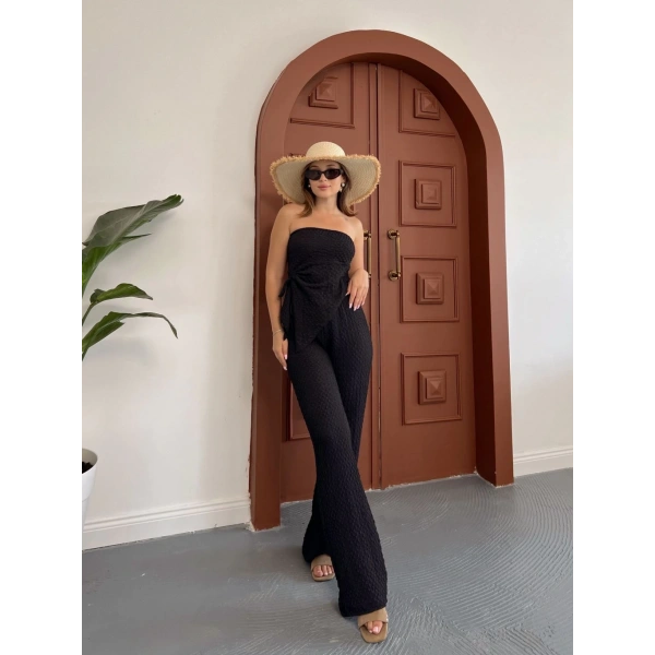 Straplez büzgülü bluz ve pantolonlu ikili takım
