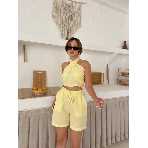 Boyundan bağlamalı keten şortlu takım
