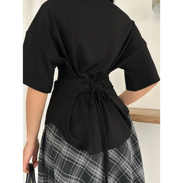 Arkadan Bağlamalı Bluz