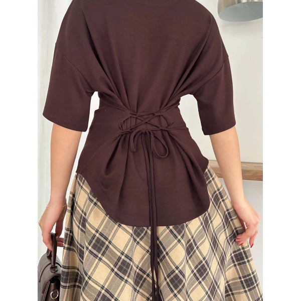 Arkadan Bağlamalı Bluz