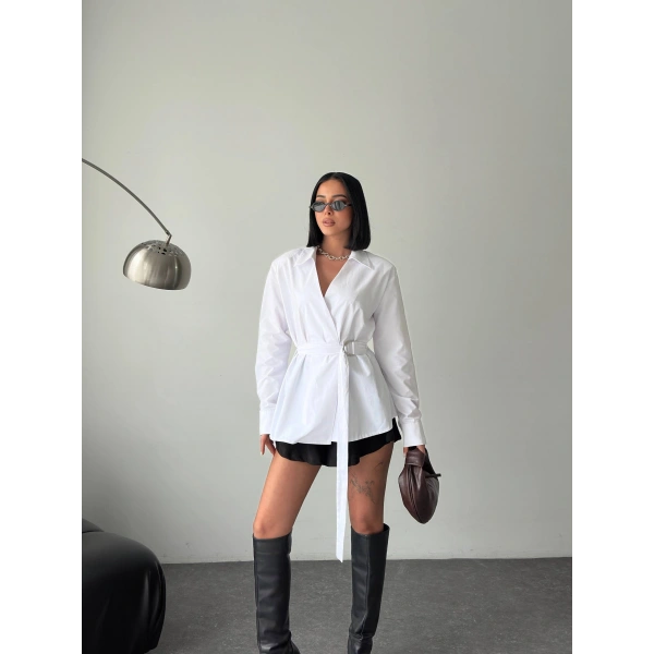 Bel Kemer detay poplin gömlek