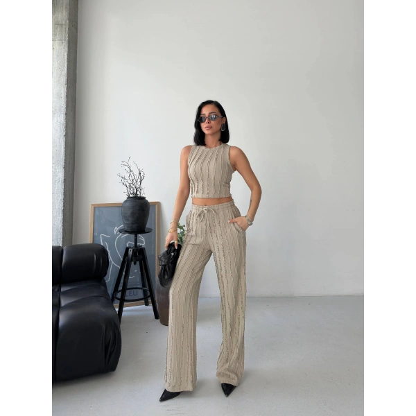 Ters Dikişli Halter Yaka İkili Takım