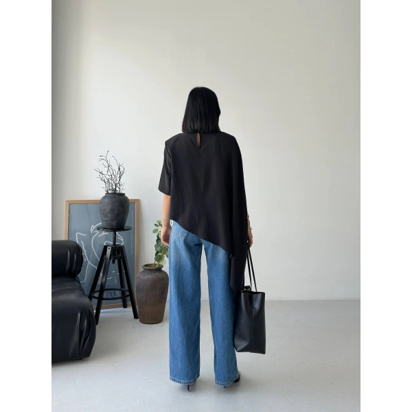 Asimetrik Dökümlü Salaş Bluz