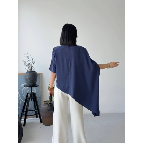 Asimetrik Dökümlü Salaş Bluz