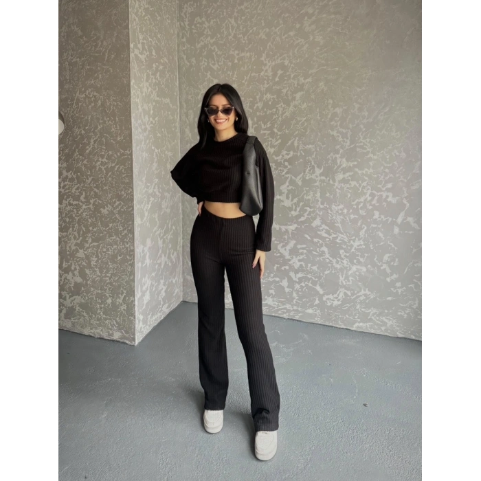 Fitili crop ve pantolonlu triko ikili takım