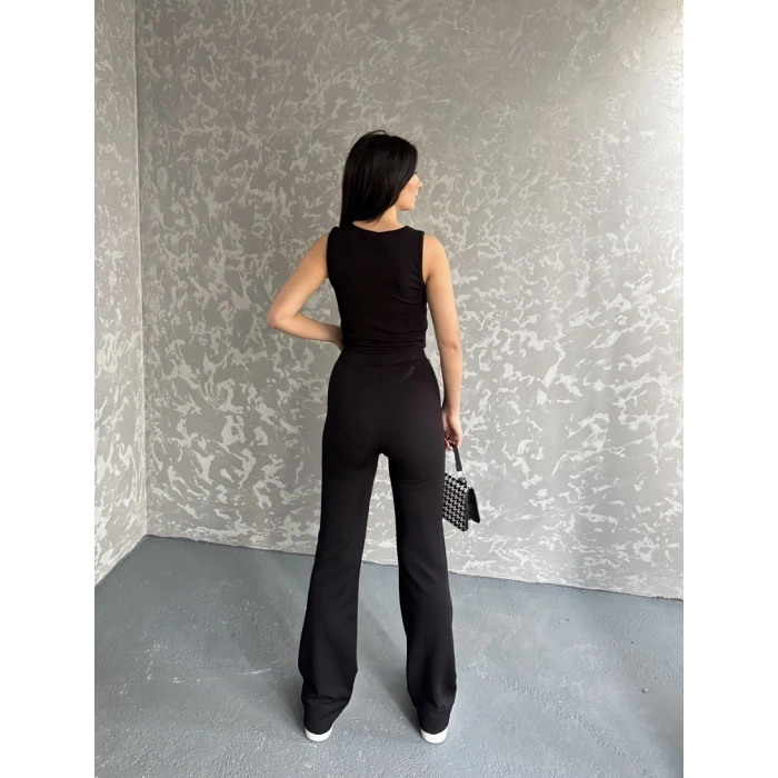 Yelek ve pantolonlu ikili takım