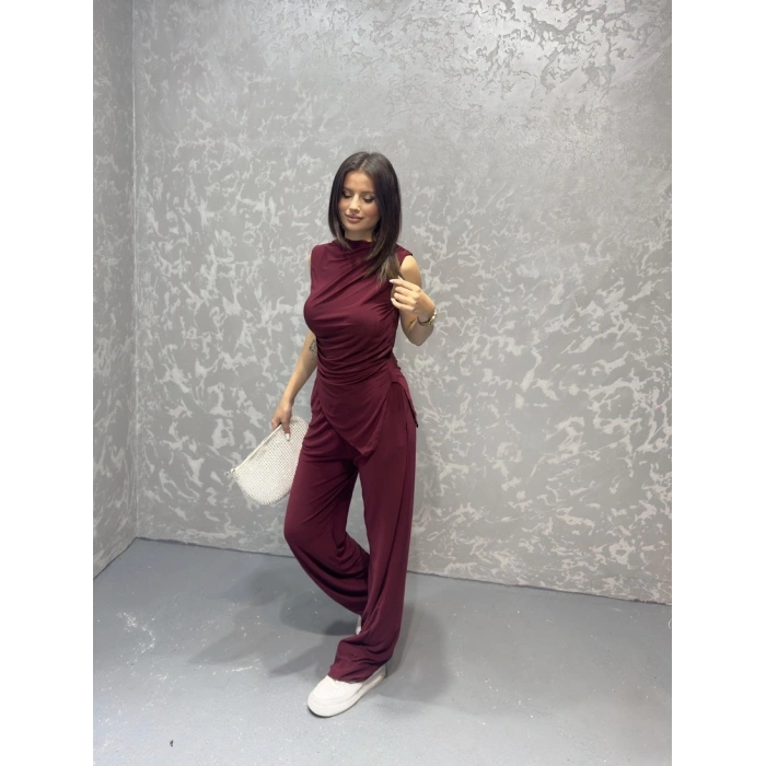 Asimetrik detay bluz ve pantolonlu ikili takım