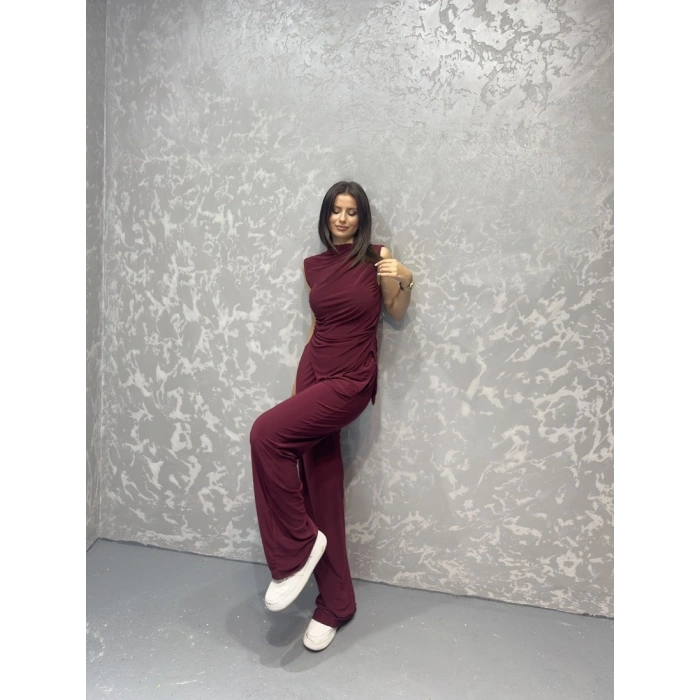 Asimetrik detay bluz ve pantolonlu ikili takım