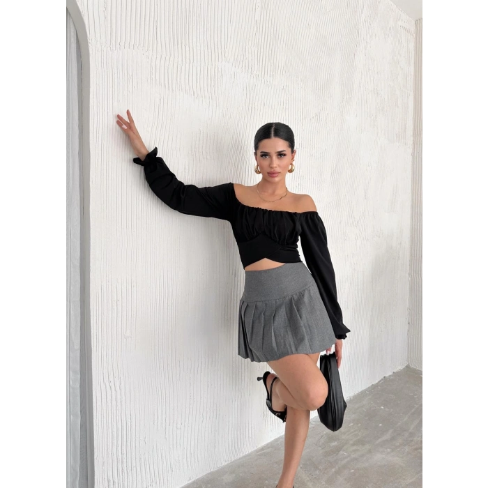 Altı çapraz büzgülü crop