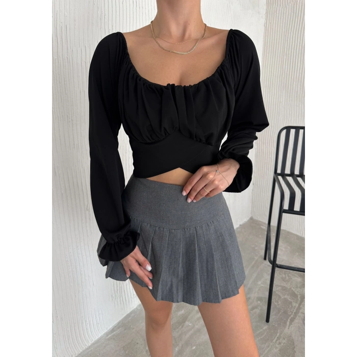 Altı çapraz büzgülü crop