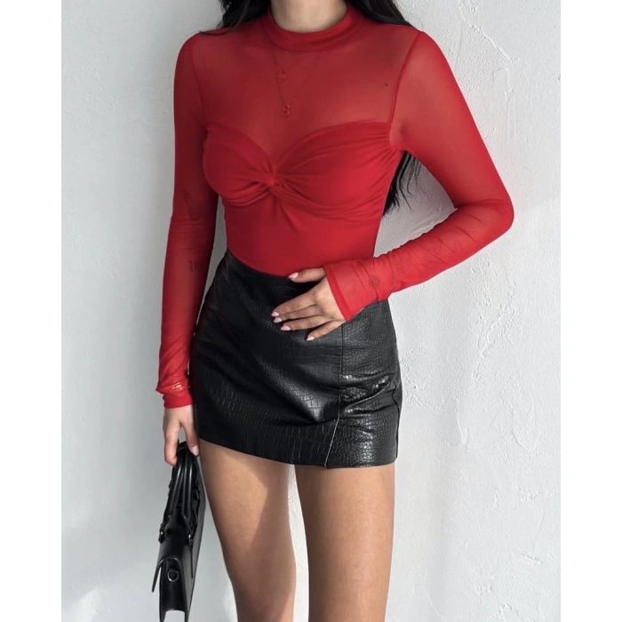 Sandy burgu detay tül garnili bluz