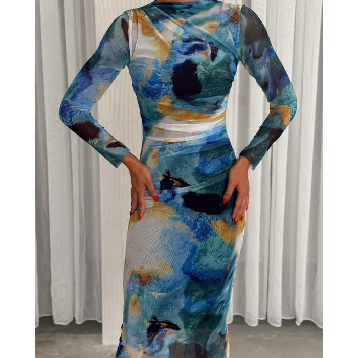 Drapeli dik yaka tül elbise