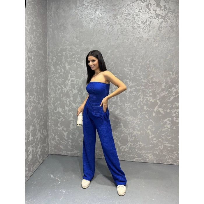 Straplez bluz ve pantolonlu gofre takım