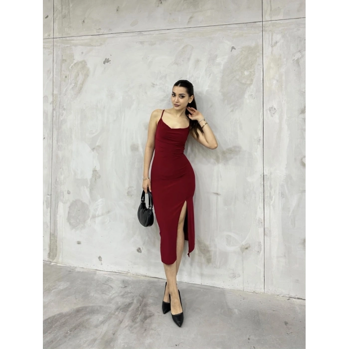 Sandy askılı yırtmaçlı elbise